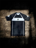 V1 NOVA - Red Short Sleeve Rash Guard